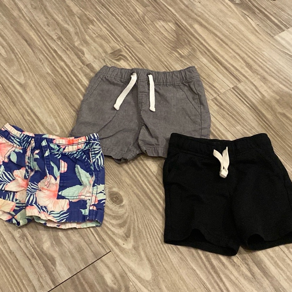 **3pk** of 18 month old Boys shorts (1 Carters and 2 Cat and Jack brand)